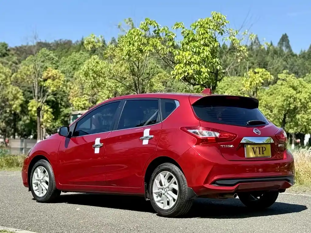 Nissan Tiida 2021 1.6L CVT