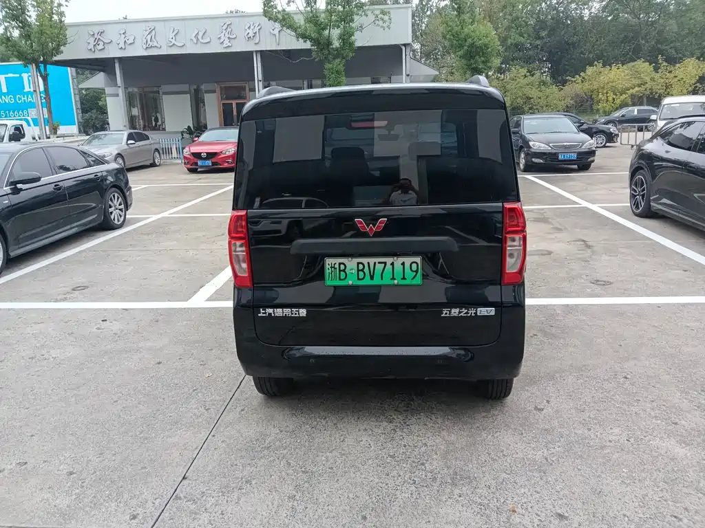 Wuling Zhiguang EV — миниатюра 6
