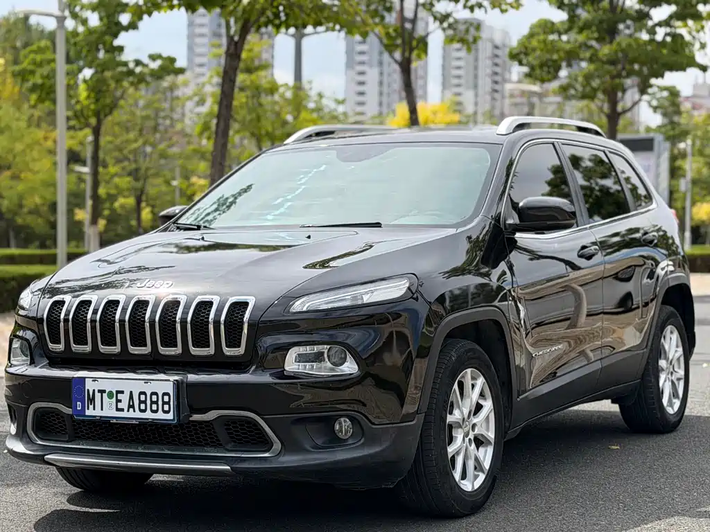 Jeep Cherokee