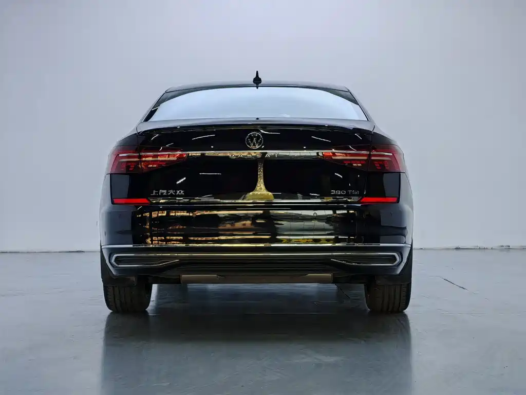 Volkswagen Passat — миниатюра 12