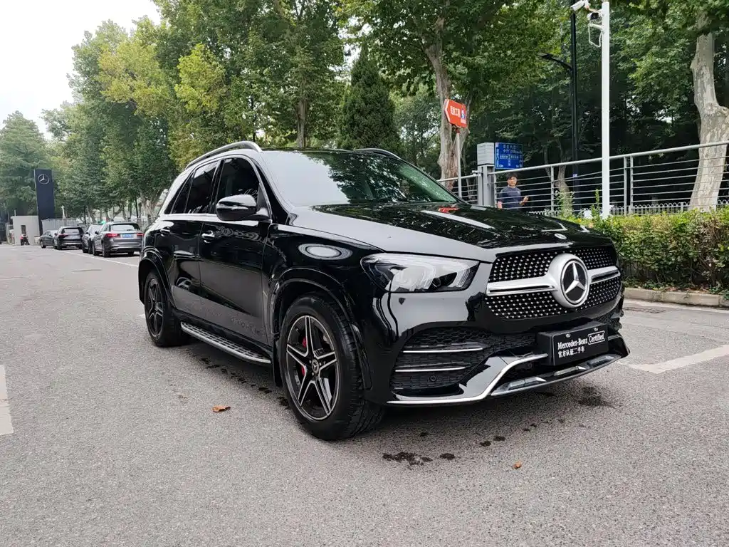 Mercedes-Benz GLE (Import) — миниатюра 3