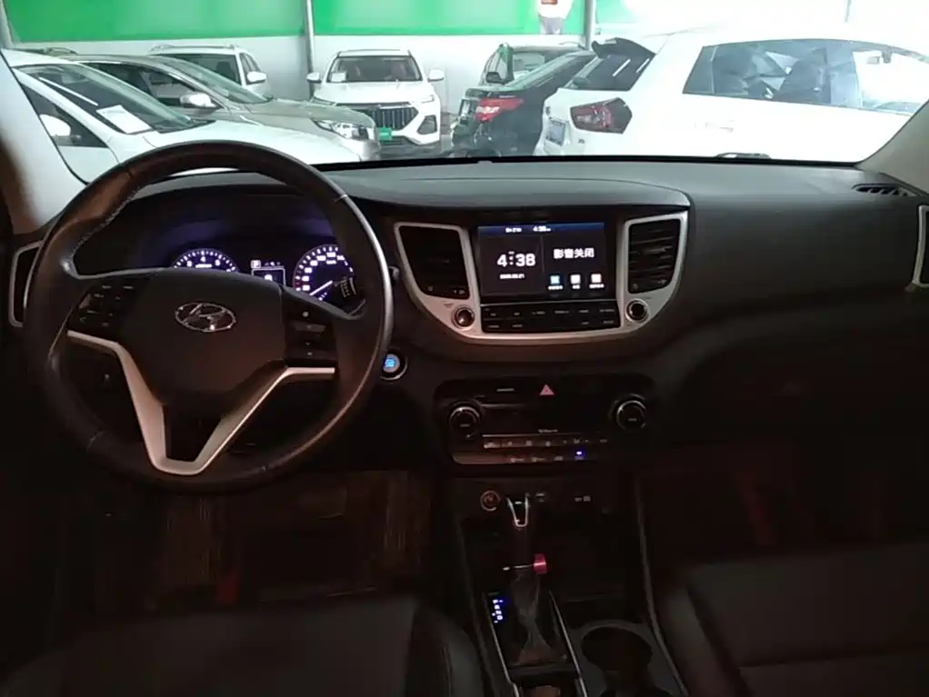 Hyundai Tucson — миниатюра 10