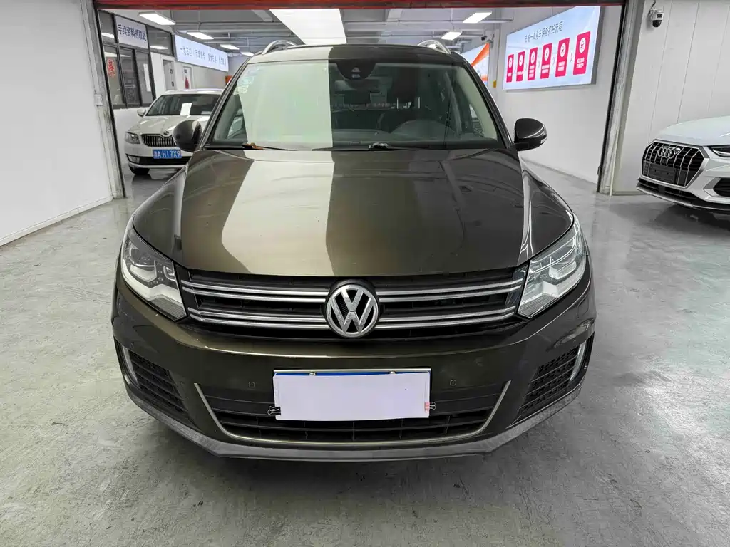Volkswagen Tiguan 2015 2.0TSI AT Flagship
