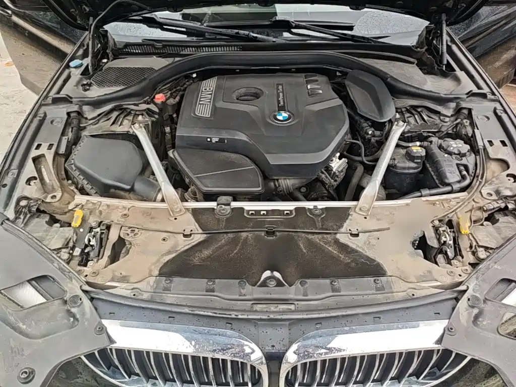 BMW 5 Series — миниатюра 20