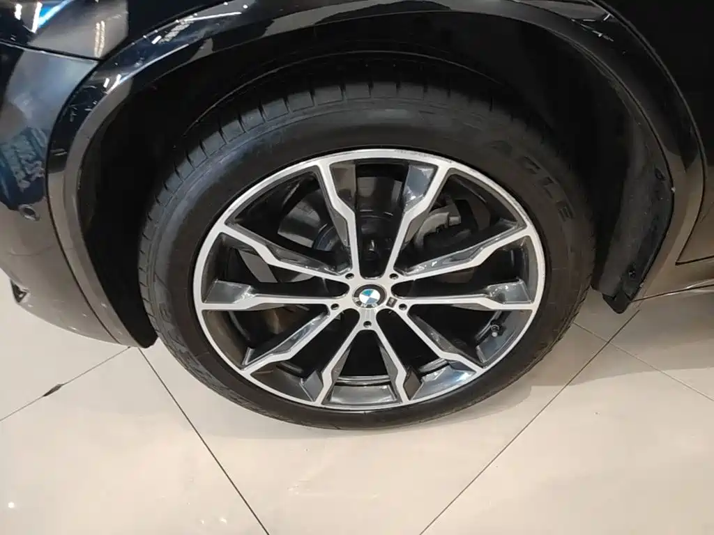 BMW X3 — миниатюра 25