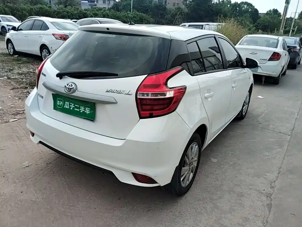 Toyota Yaris L — миниатюра 7