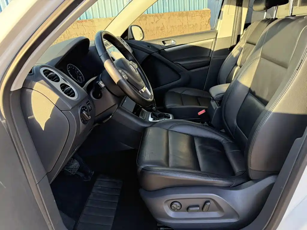 Volkswagen Tiguan — миниатюра 8