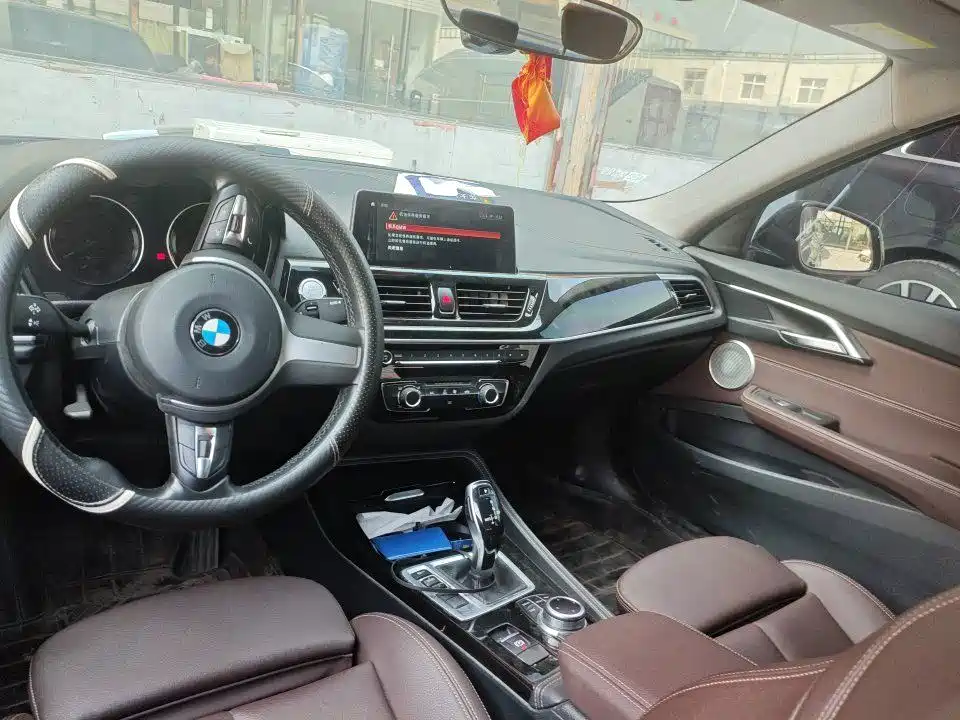BMW 1 Series — миниатюра 8