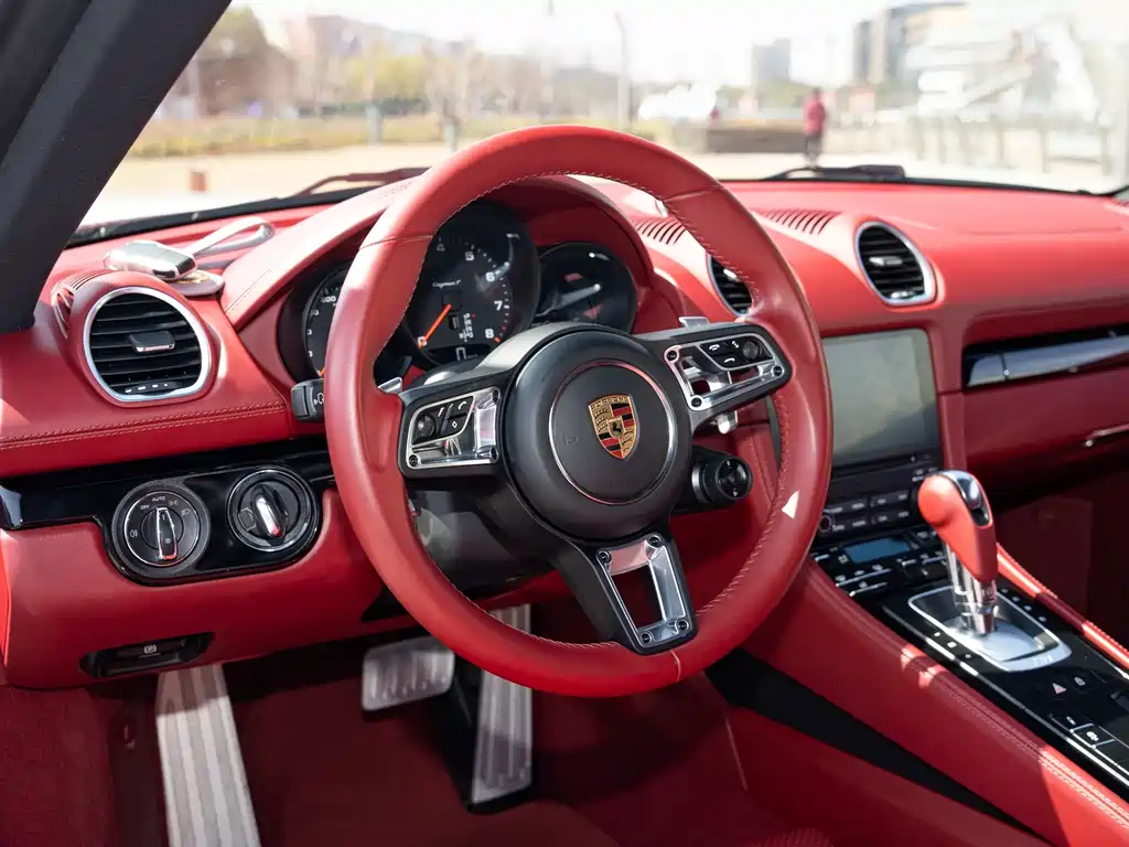 Porsche 718 2022 Cayman T 2.0T