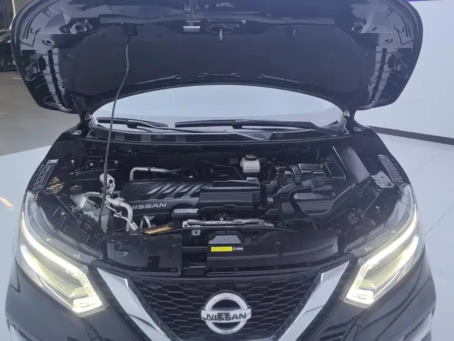 Nissan Qashqai — миниатюра 10