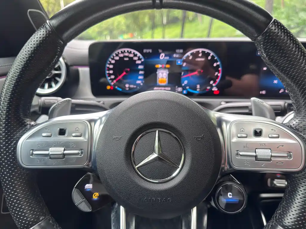 Mercedes-Benz CLA AMG — миниатюра 18