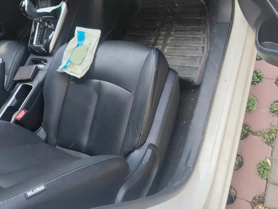 Nissan Sylphy — миниатюра 8
