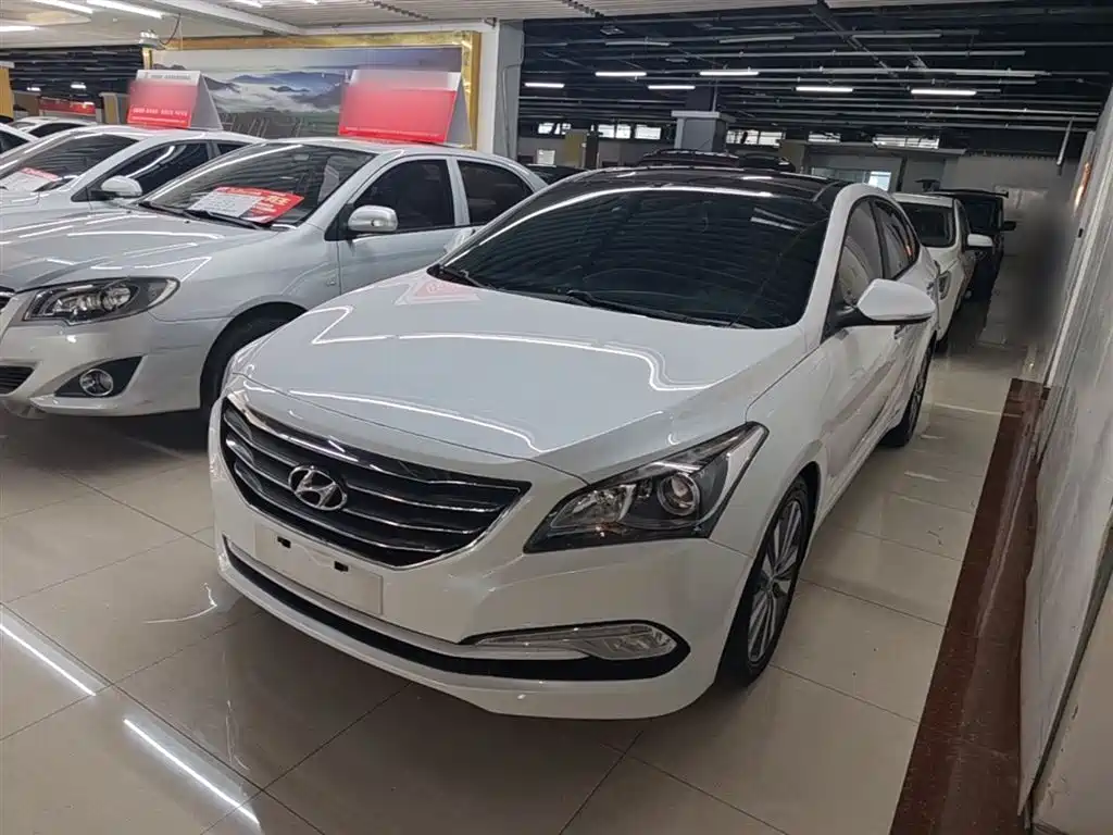 Hyundai Mistra 2015