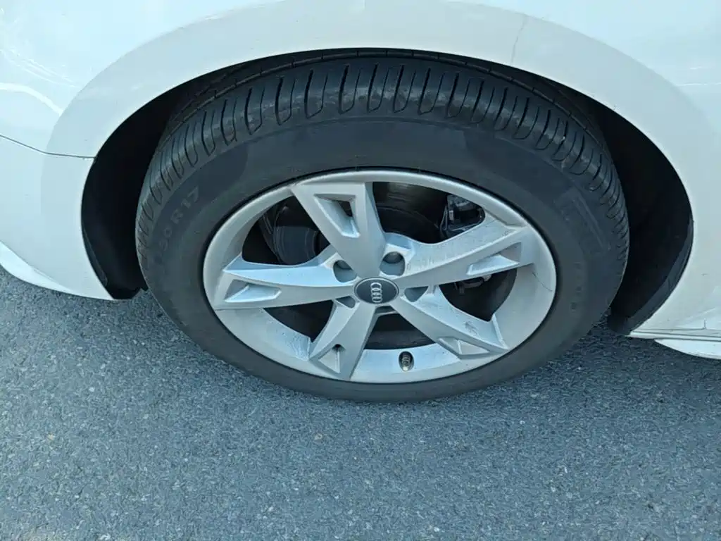 Audi A4L — миниатюра 23