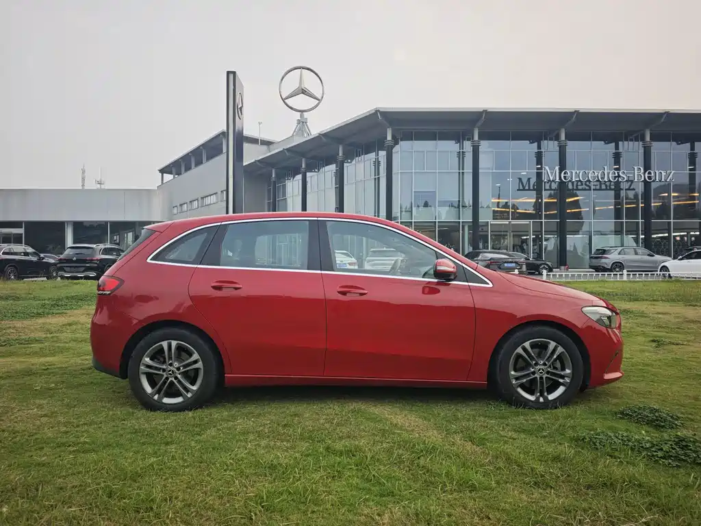 Mercedes-Benz B-Class — миниатюра 4