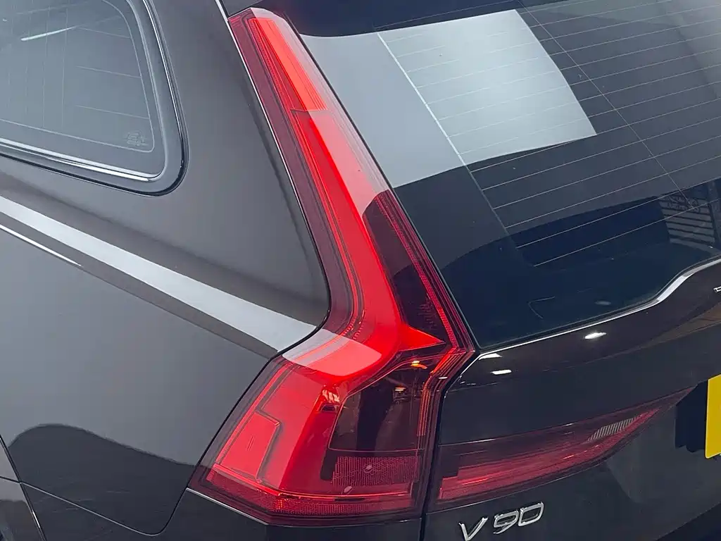Volvo V90 — миниатюра 12