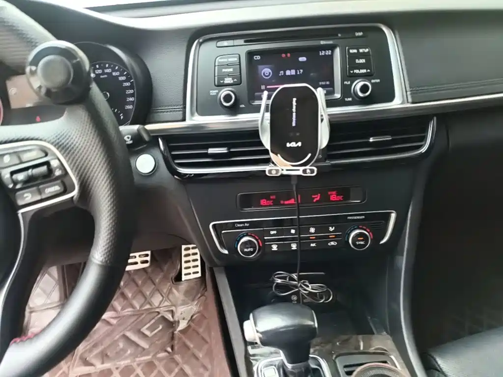 Kia K5 — миниатюра 13
