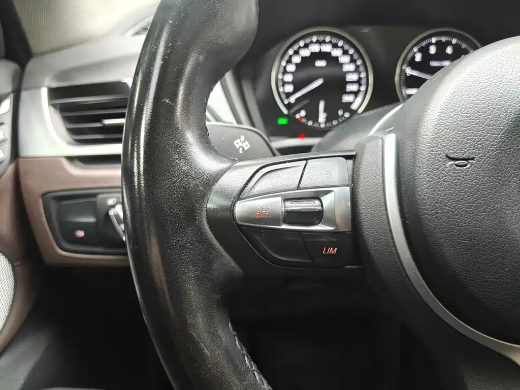 BMW X1 — миниатюра 12