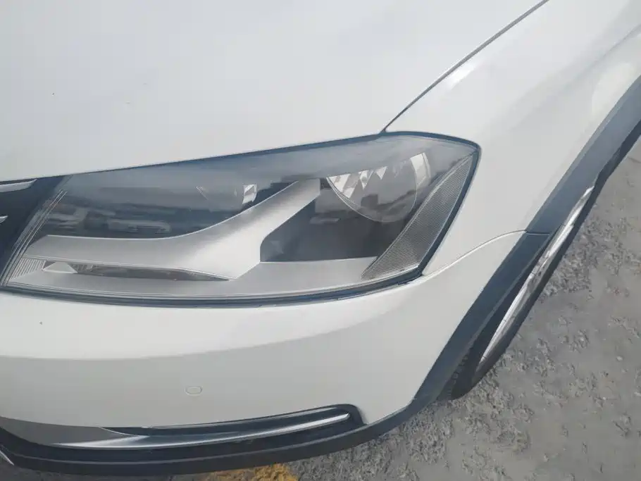 Volkswagen Magotan (Import) — миниатюра 5