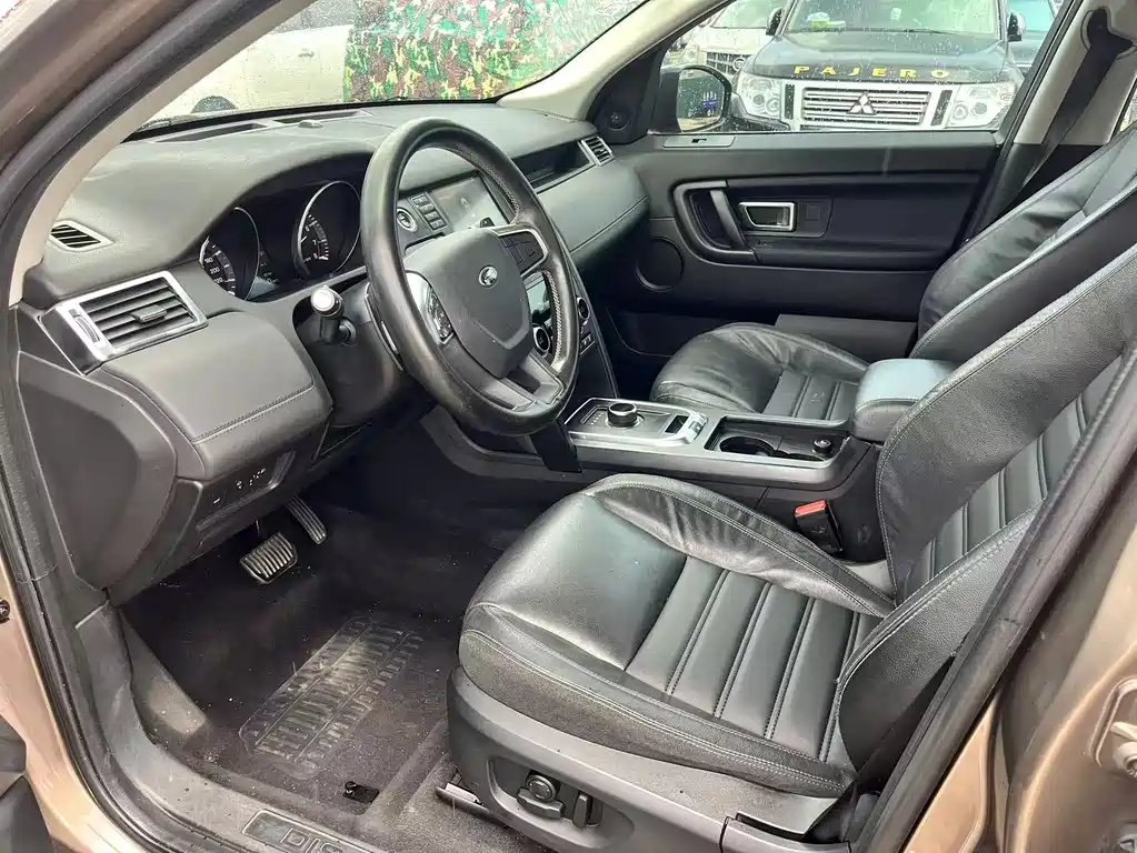 Land Rover Discovery Sport — миниатюра 9
