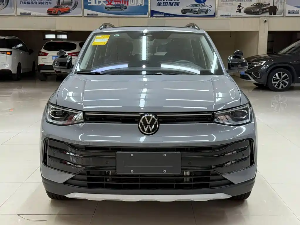 Volkswagen Tharu - фото 2