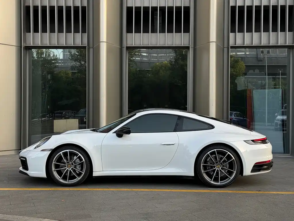 Porsche 911 2020 Carrera 3.0T