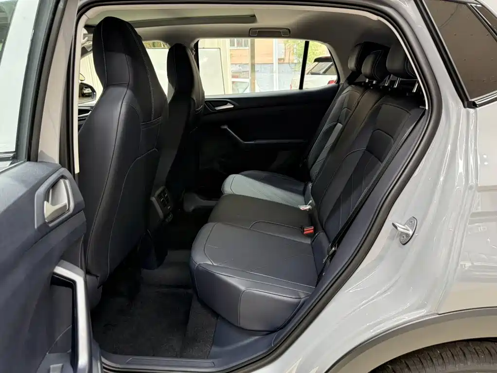 Volkswagen Tharu - фото 18