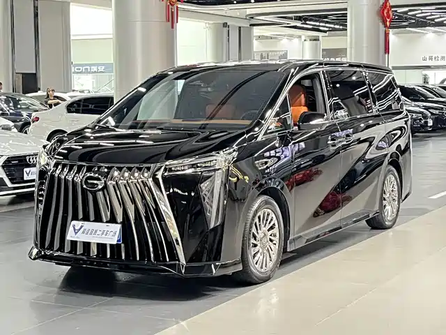 GAC Trumpchi M8