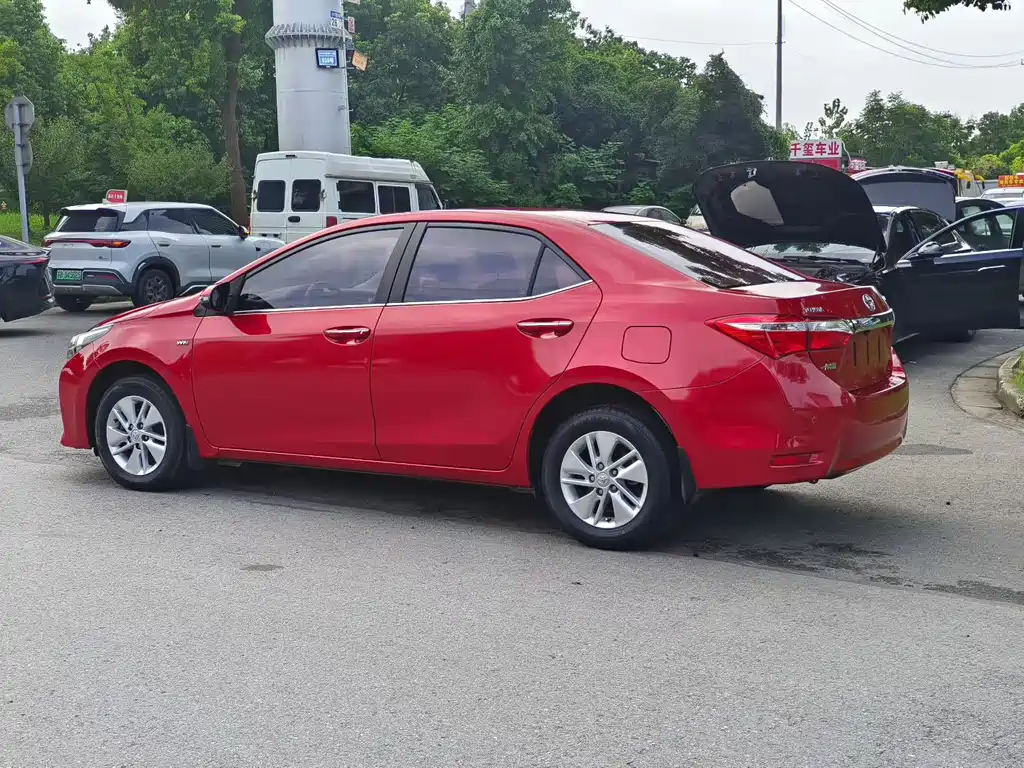 Toyota Corolla — миниатюра 9