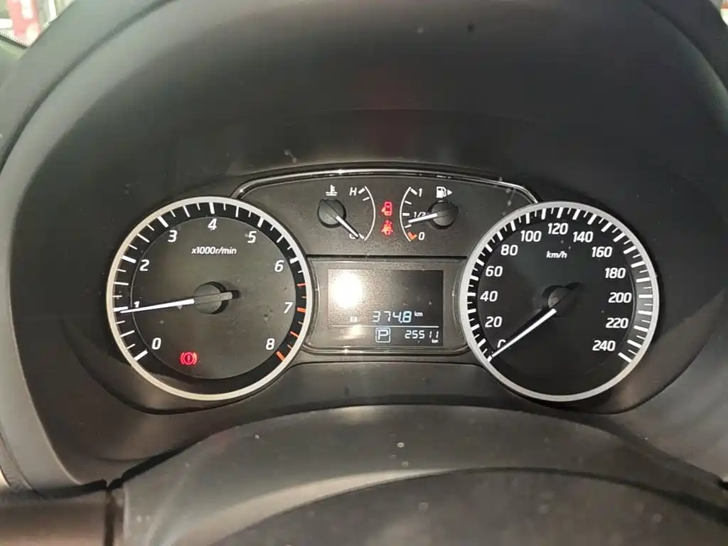 Nissan Sylphy — миниатюра 12