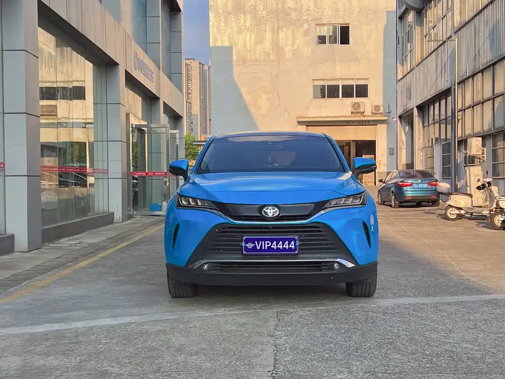 Toyota Harrier — миниатюра 2