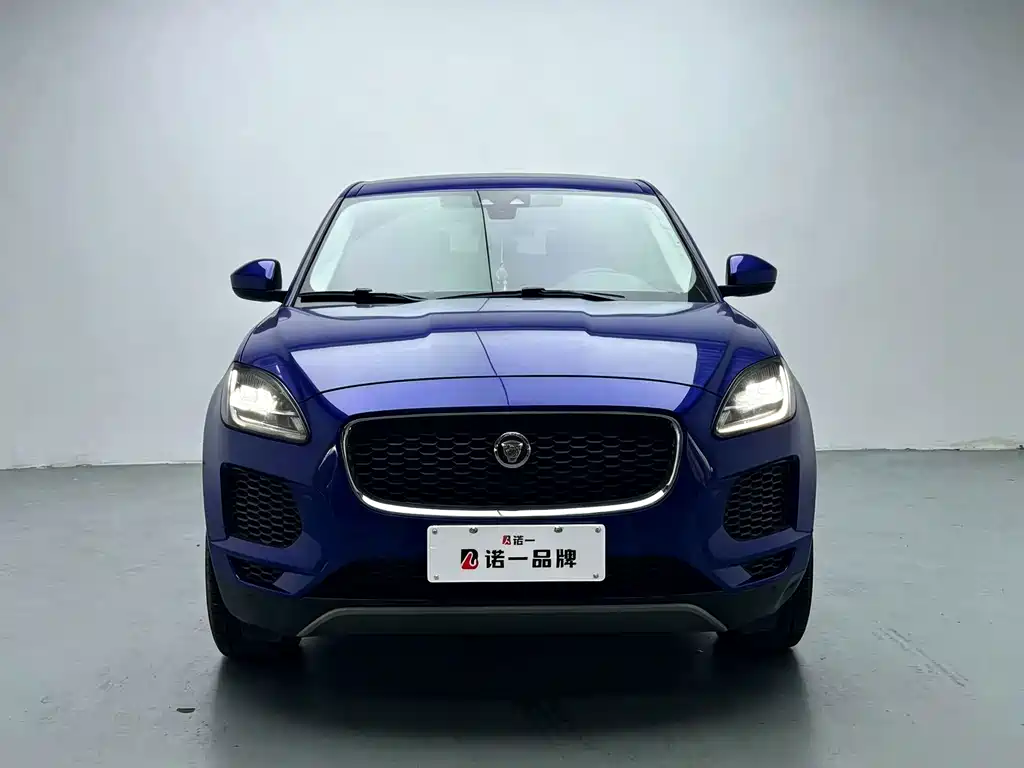 Jaguar E-PACE — миниатюра 3