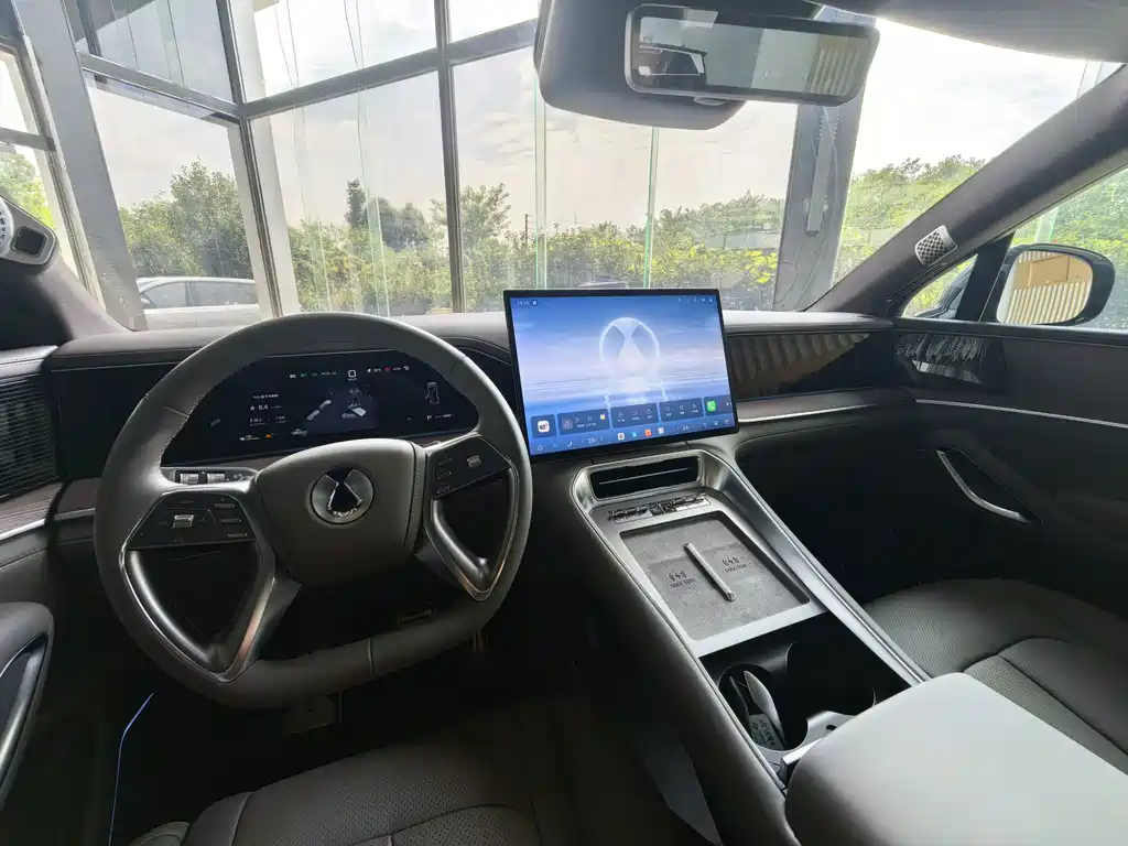 Denza Denza N9 — миниатюра 8