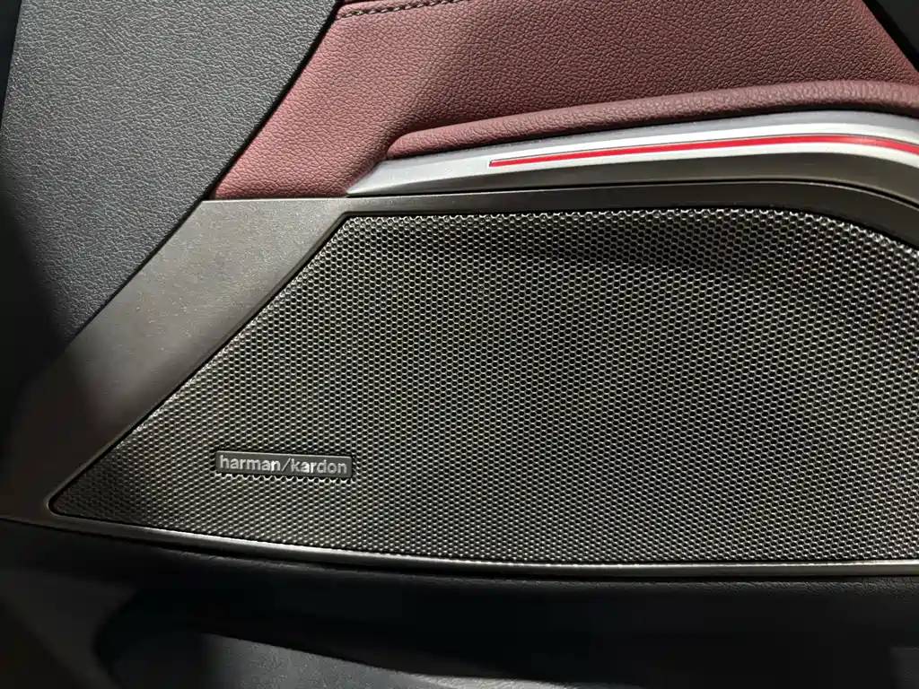 BMW 3 Series — миниатюра 17