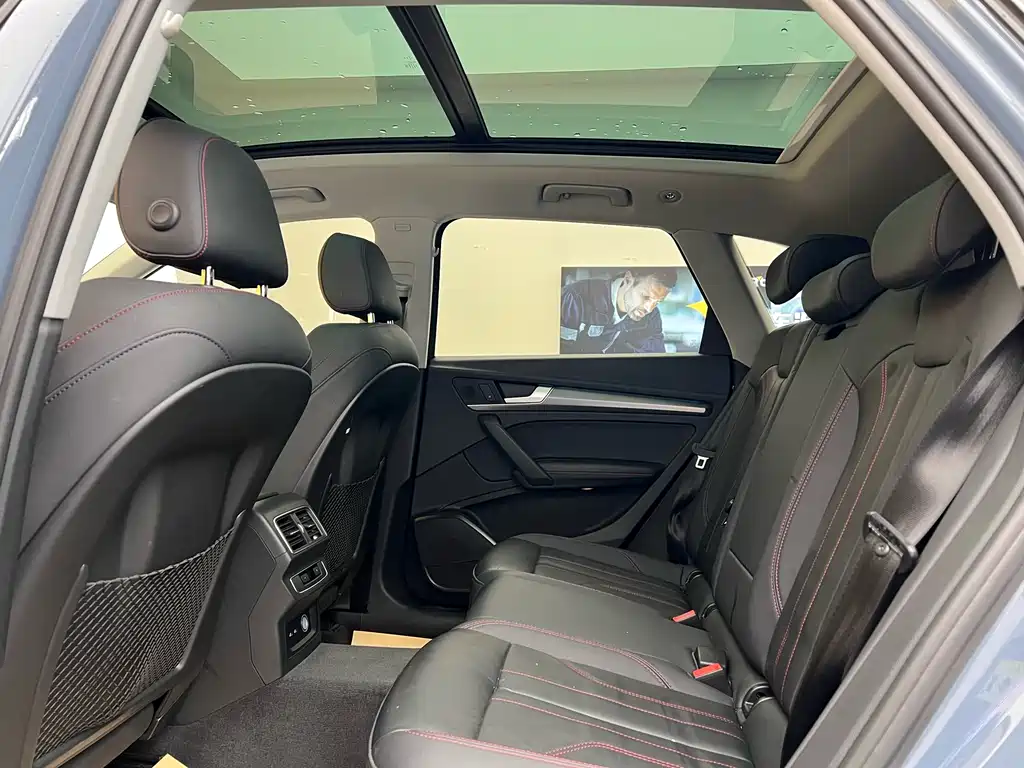 Audi Q5L 2022 40T RS