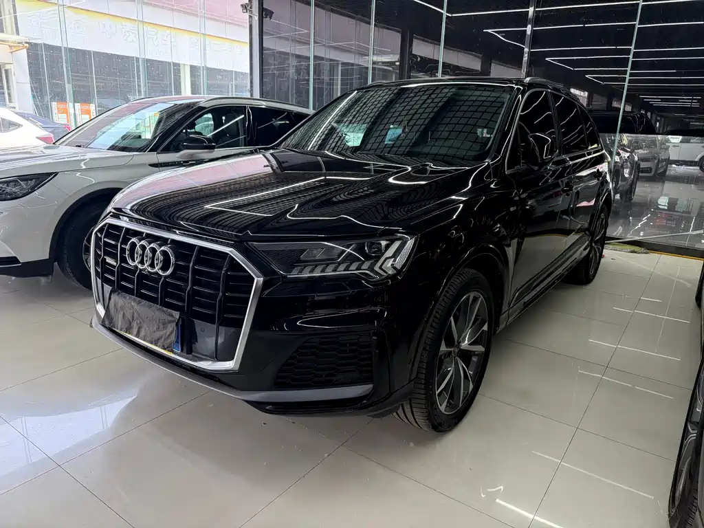 Audi Q7 2021