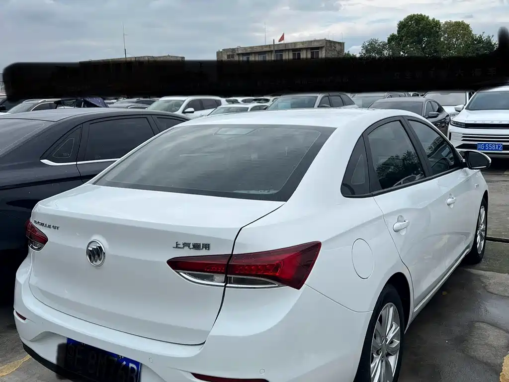 Buick Excelle — миниатюра 5