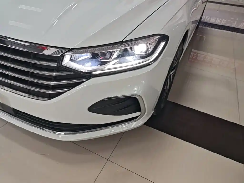 Volkswagen Lavida — миниатюра 24