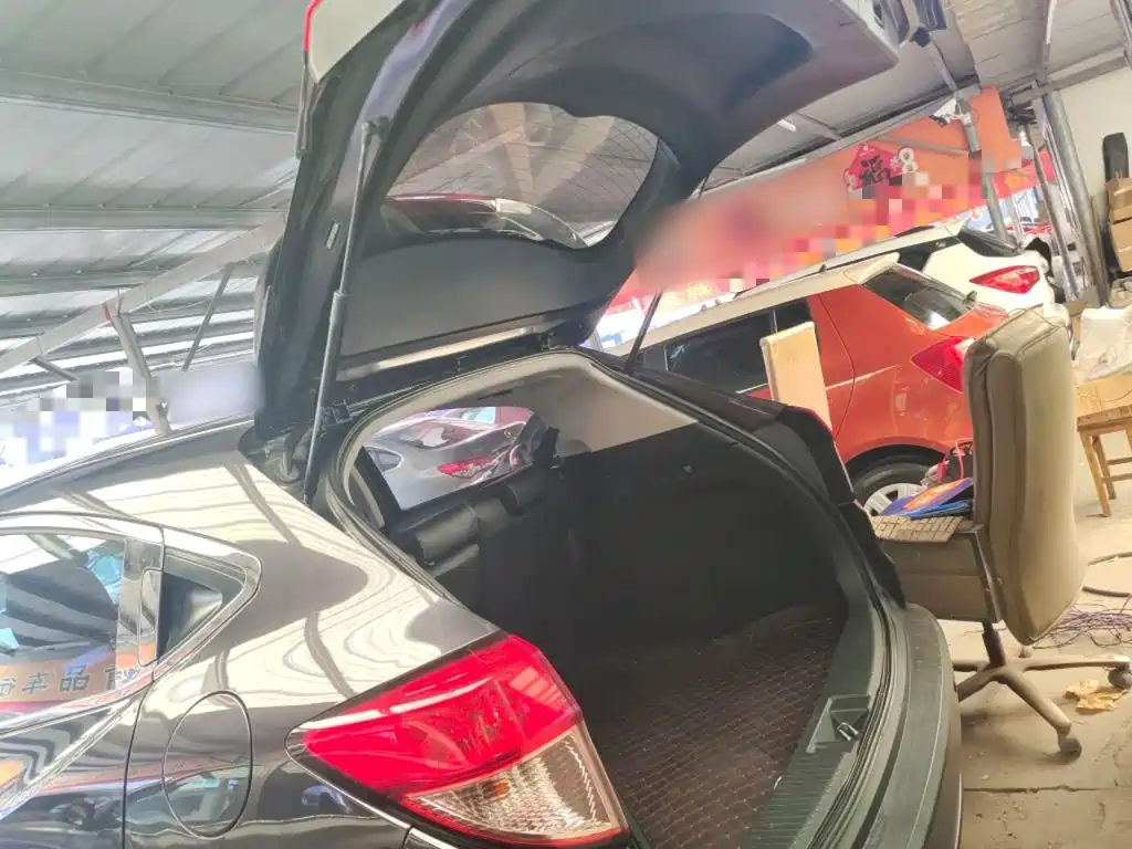 Honda Vezel — миниатюра 19