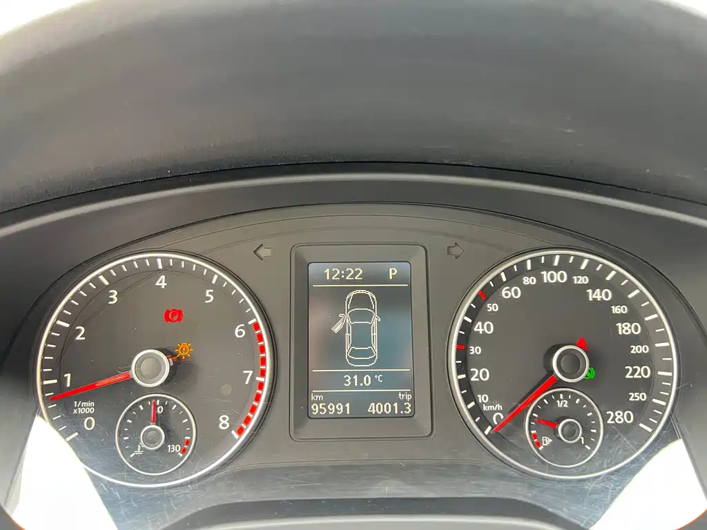 Volkswagen Sagitar — миниатюра 15