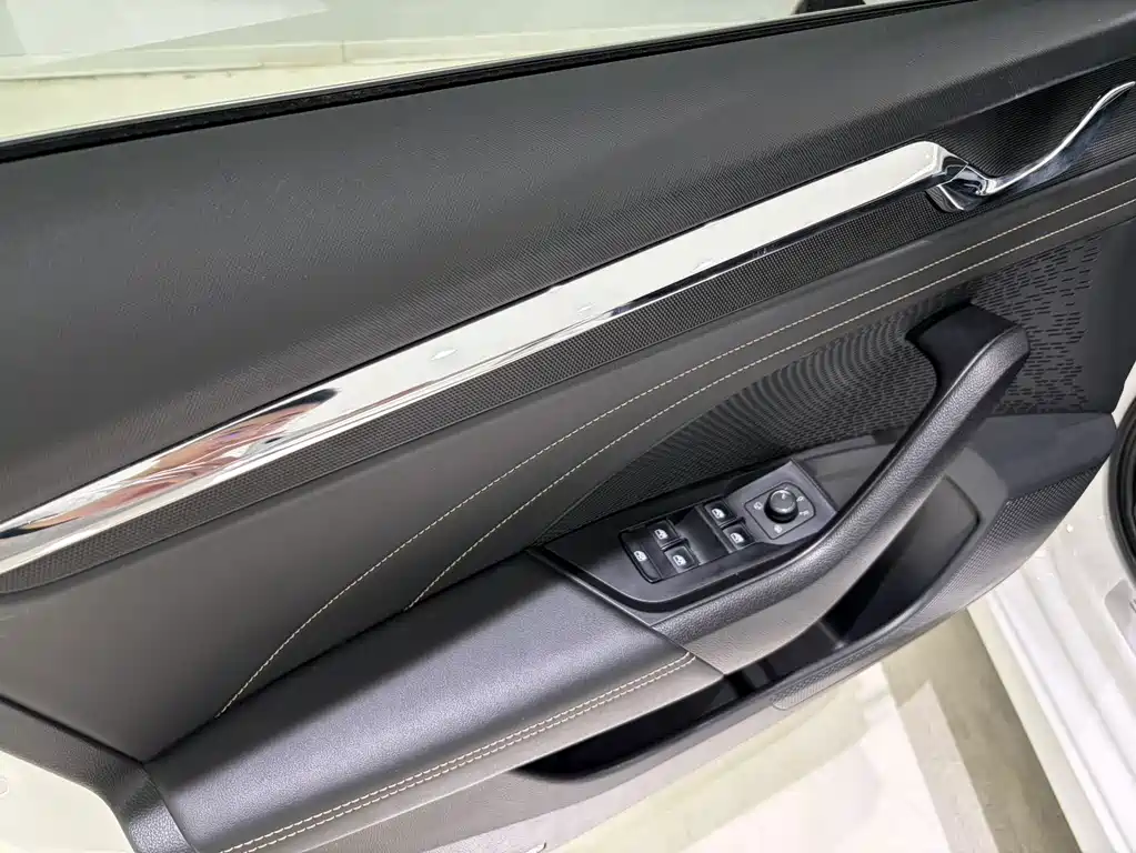 Skoda Octavia PRO TSI280 Luxury Enjoy Edition, фото 18