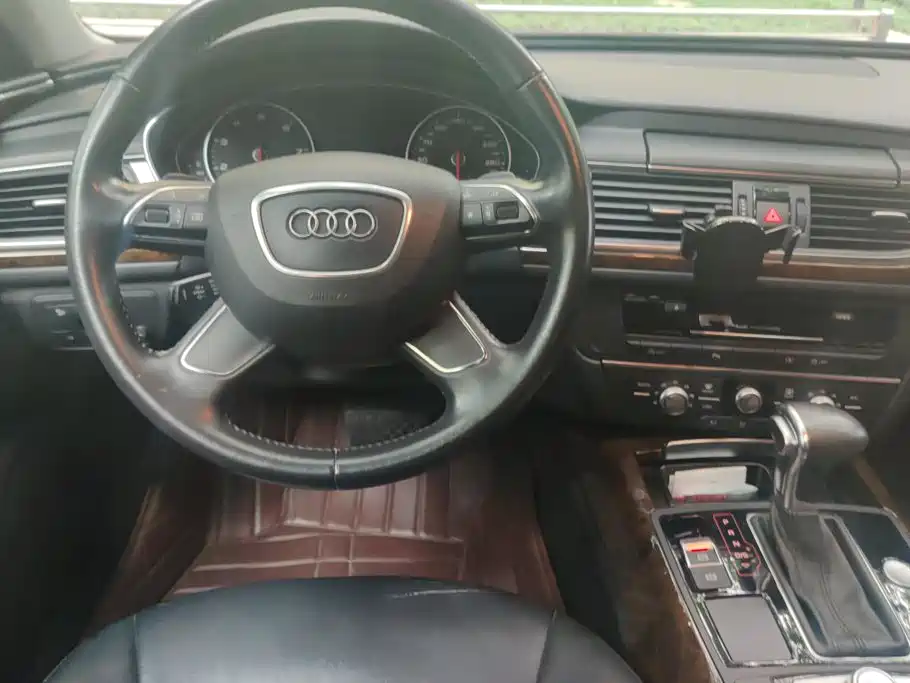 Audi A6L — миниатюра 15