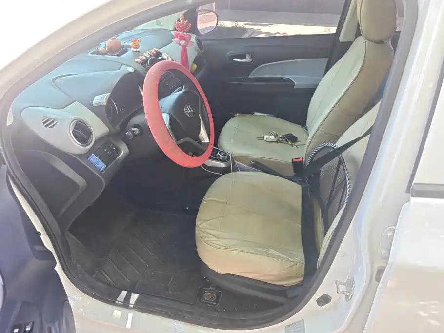 Changan Benben E-Star — миниатюра 8