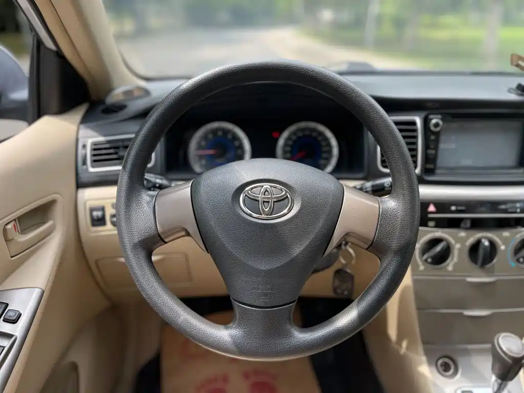 Toyota Corolla — миниатюра 14