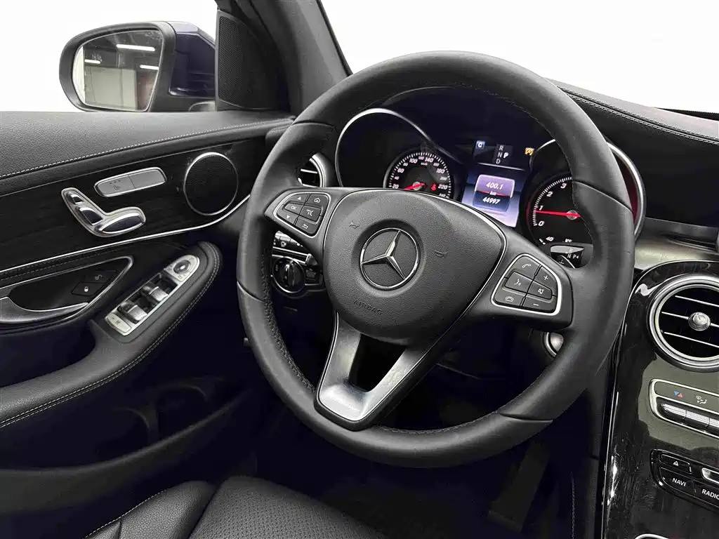 Mercedes-Benz GLC — миниатюра 9