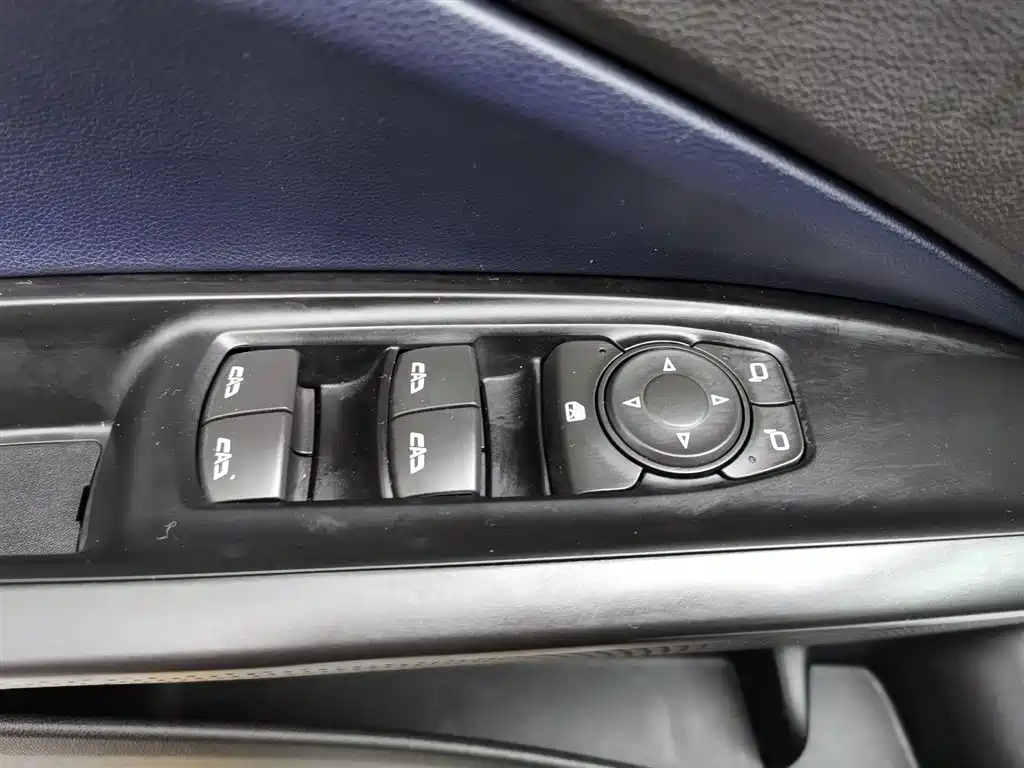 BUICK SLIGHTLY BLUE 6