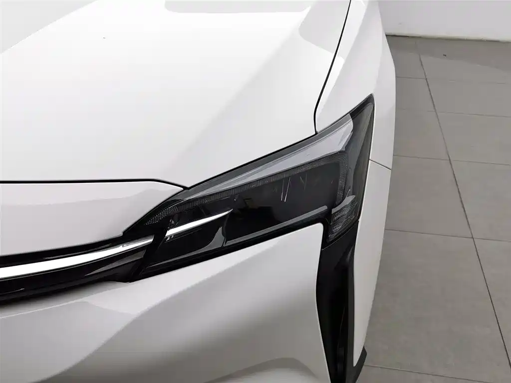 BUICK SLIGHTLY BLUE 6