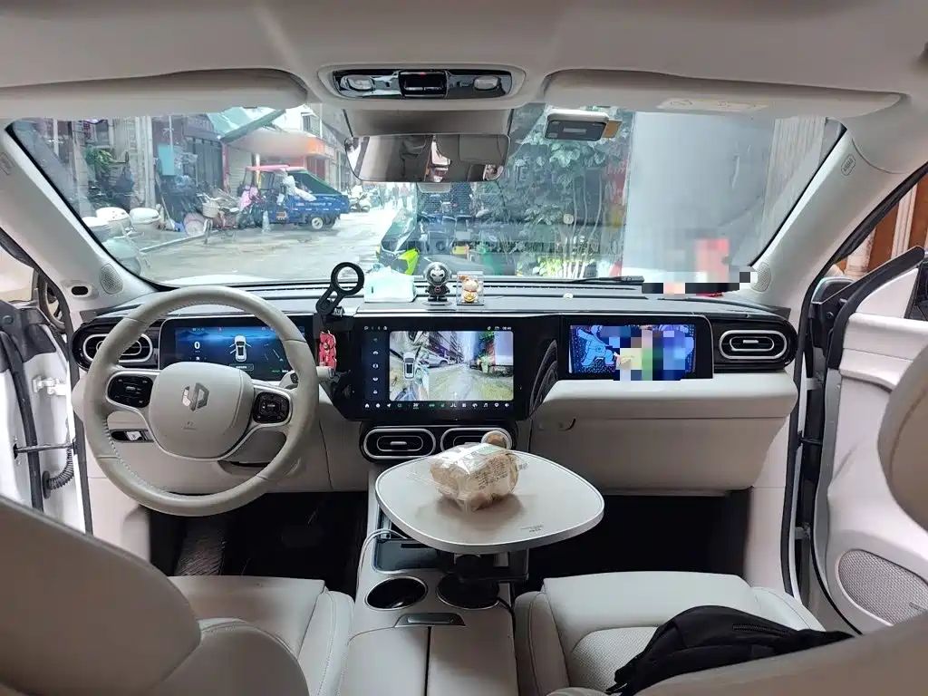 Leapmotor Leapmotor C11 — миниатюра 13