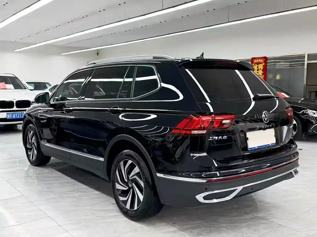 Volkswagen Tiguan L — миниатюра 9
