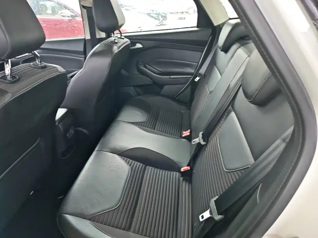 Ford Focus — миниатюра 17